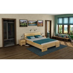 Vysoká a dlhá posteľ z borovice s úložným priestorom